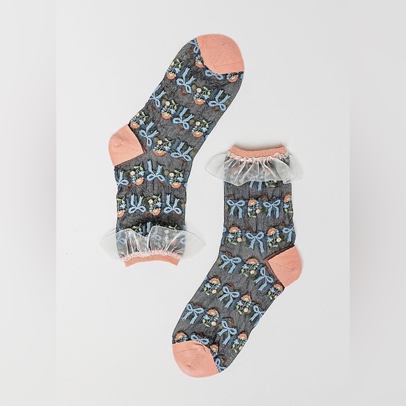 Sock Candy Accessories - Sock Candy Floral Socks with Ruffle Trim